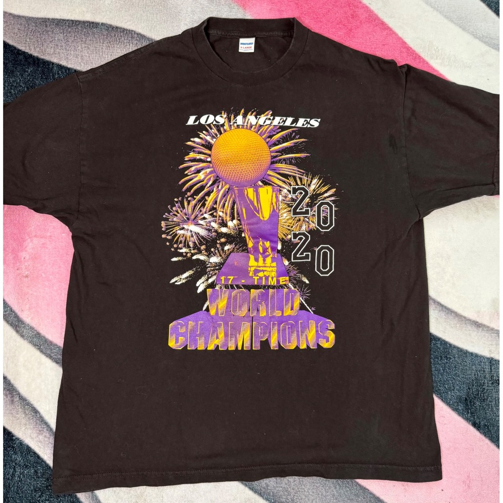 Undefeated Los Angeles Lakers 2020 World Champions T-Shirt XL Black 17-Time NBA
